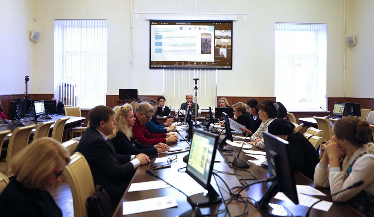 Содружество профессионалов: круглый стол с партнерами из России и Кыргызстана