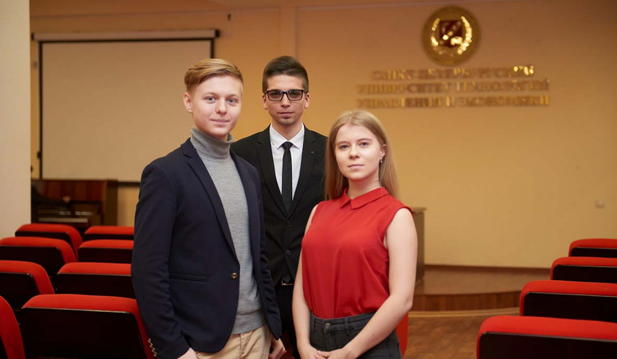 Выпускники выбирают… колледж