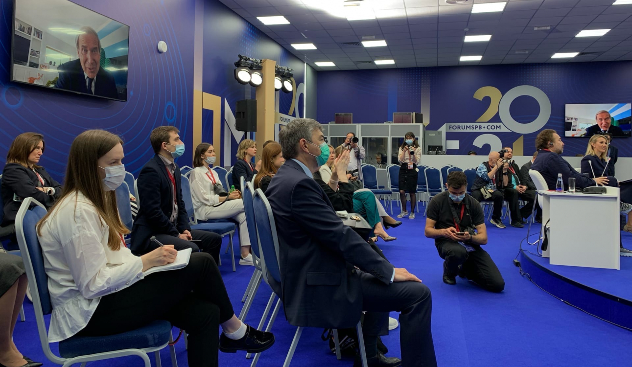ПМЭФ – 2021: студенты СПбУТУиЭ приняли участие в мероприятиях первого дня
