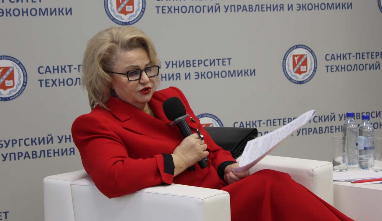 Молодежный диалог с председателем Комитета ГД по защите семьи, вопросам отцовства, материнства и детства Ниной Останиной: о духовных и традиционных ценностях молодежи