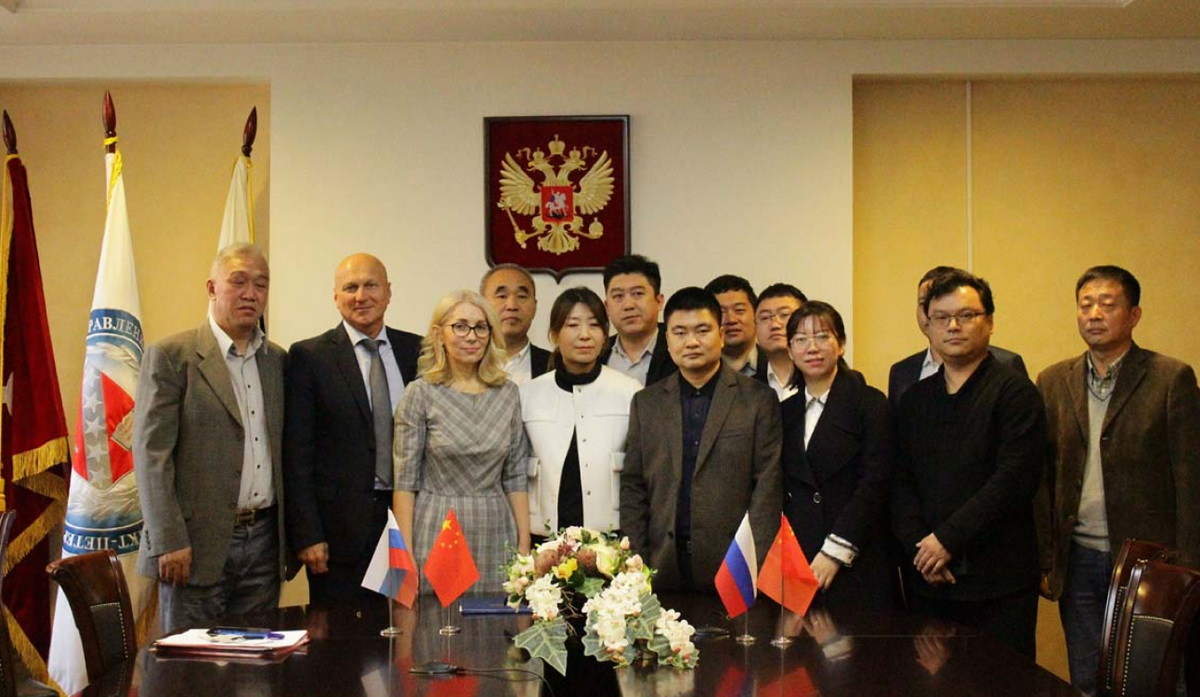 Дипломы университета официально признаны в Китае
