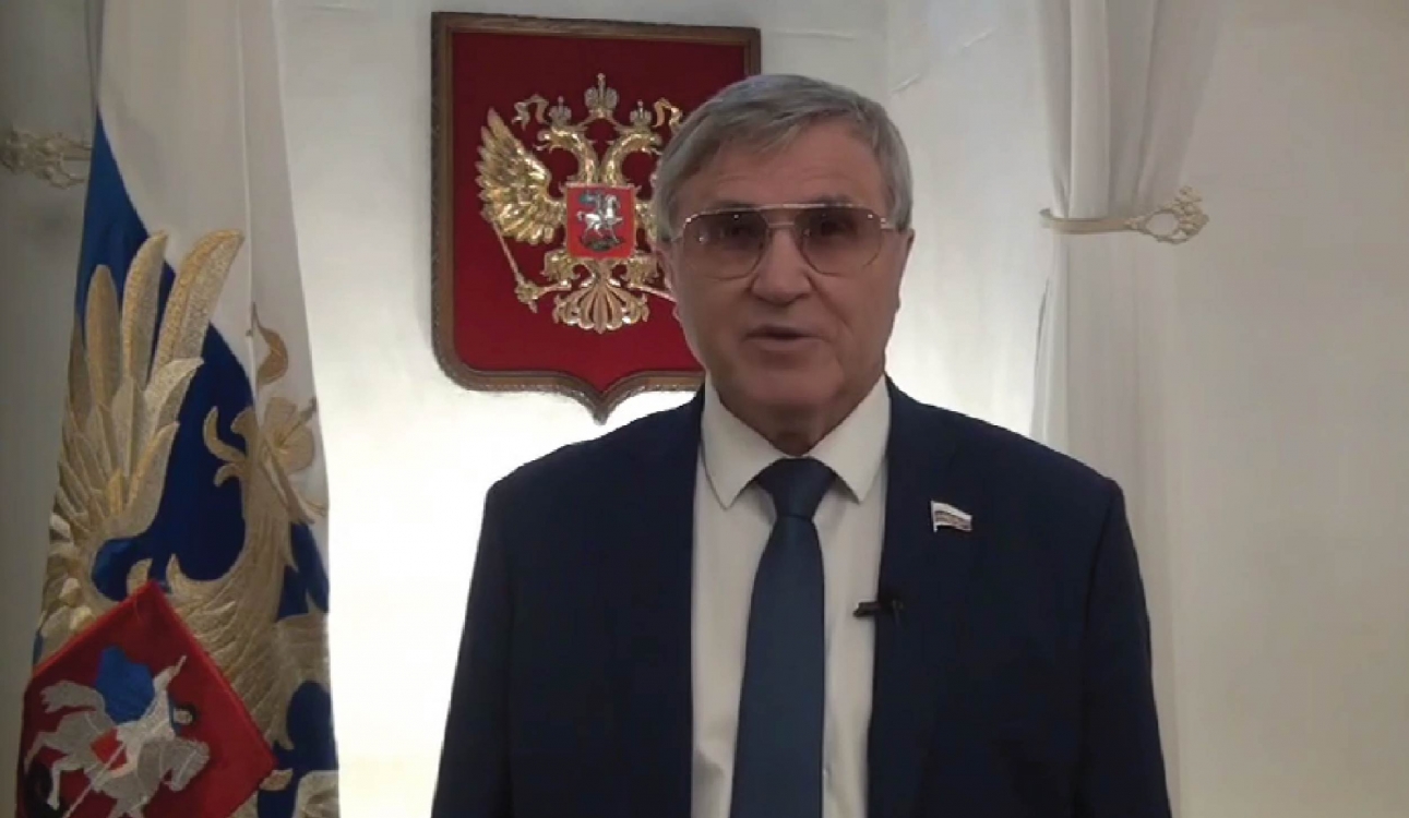 Поздравление с Днём учителя от депутата Государственной Думы Олега Смолина