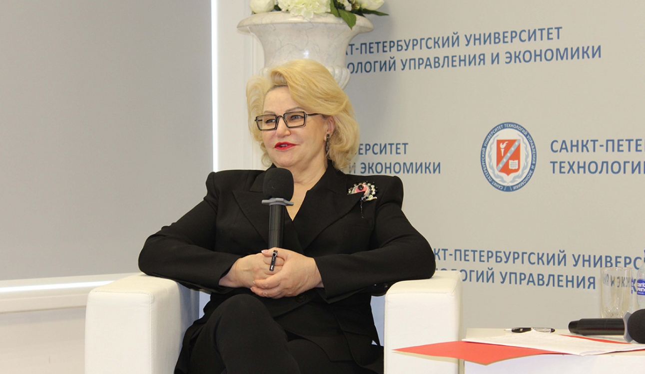 К юбилею университета. Воспитывать специалистов, которые будут не только компетентны, но и неравнодушны