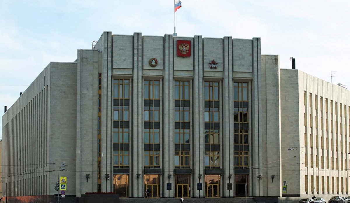 С началом учебного года студентов СПбУТУиЭ поздравляет Законодательное собрание Ленинградской области