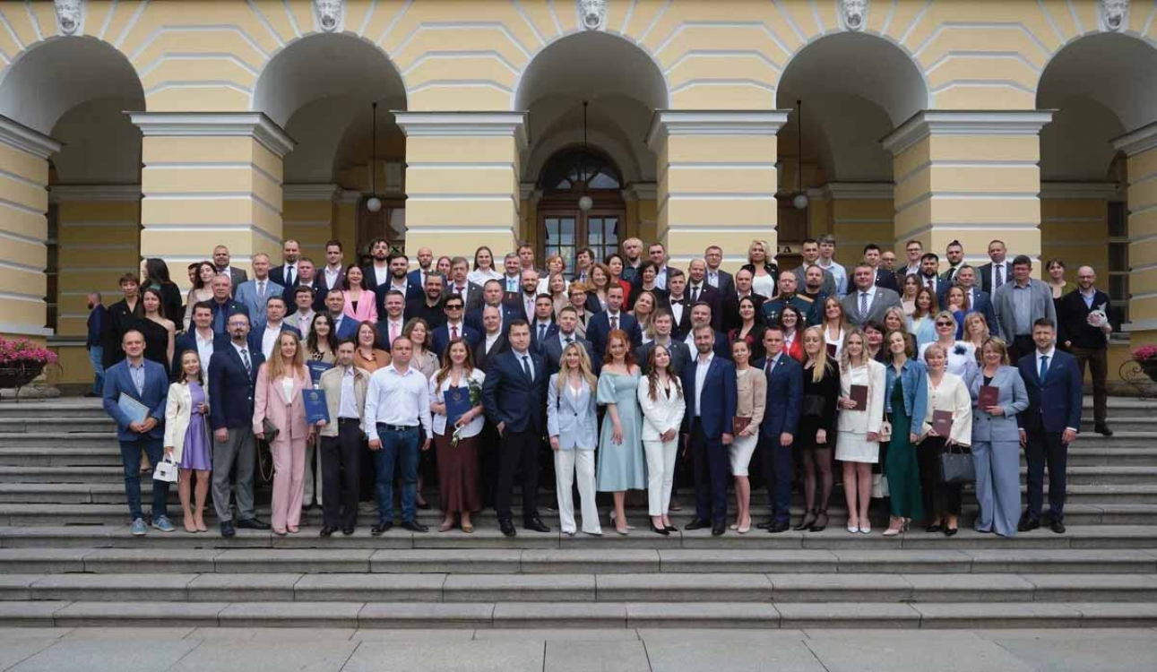 В Смольном вручили дипломы выпускникам Президентской программы