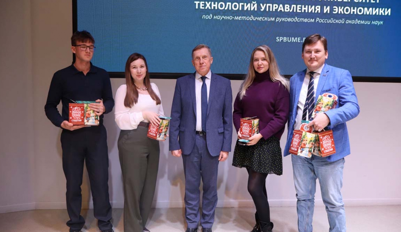 Открытый ректорат: встреча ректора университета со студентами и студенческими семьями