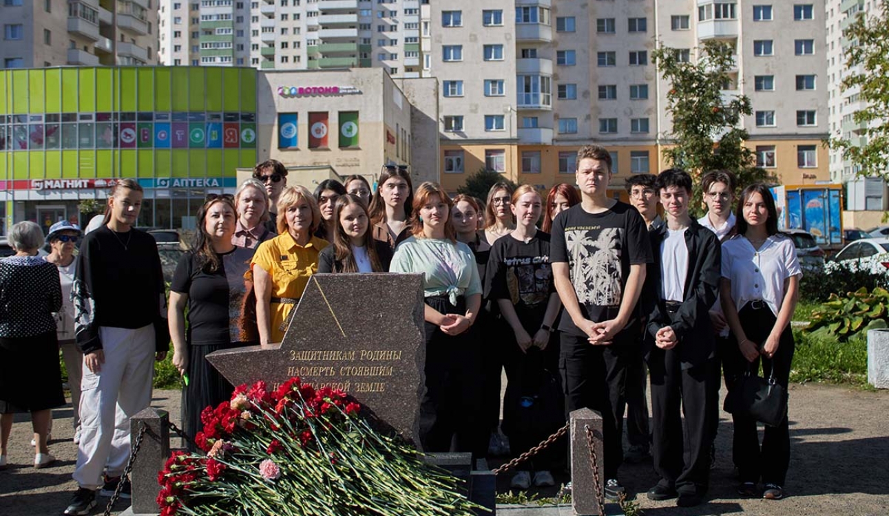 Подвиг ленинградцев никогда не будет забыт